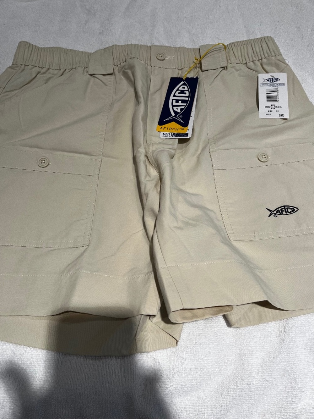 Aftco Men's fishing shorts, 42 inch waist, 6 inch inseam